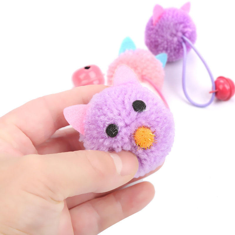 Petite peluche pour chats